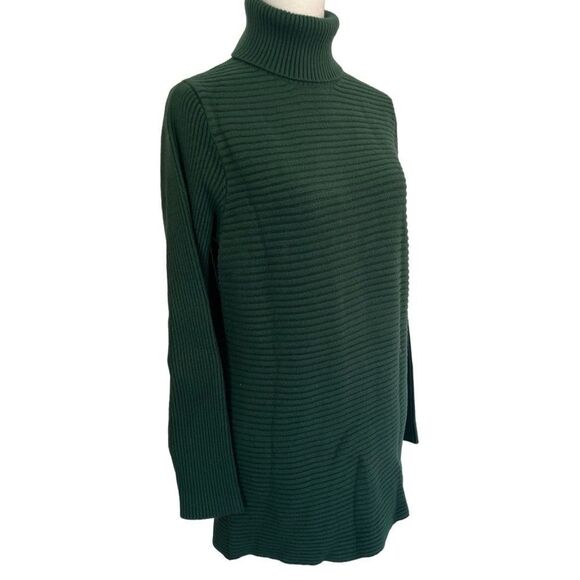 Devotion by Cyrus Turtleneck Ribbed tunic sweater, Pine Green, size M - Picture 6 of 8